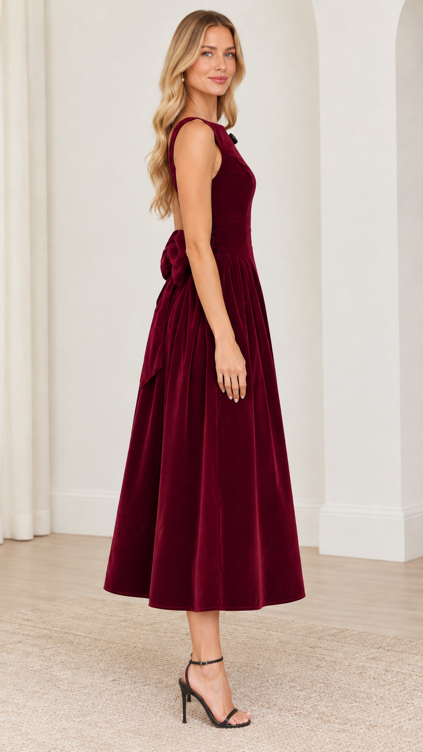 Sleeveless Backless Velvet Midi Dress with Statement Back Bow